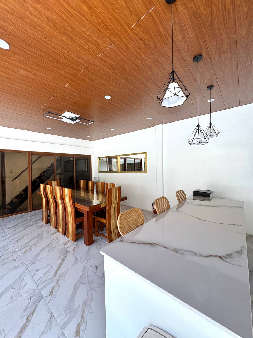 Dining 1