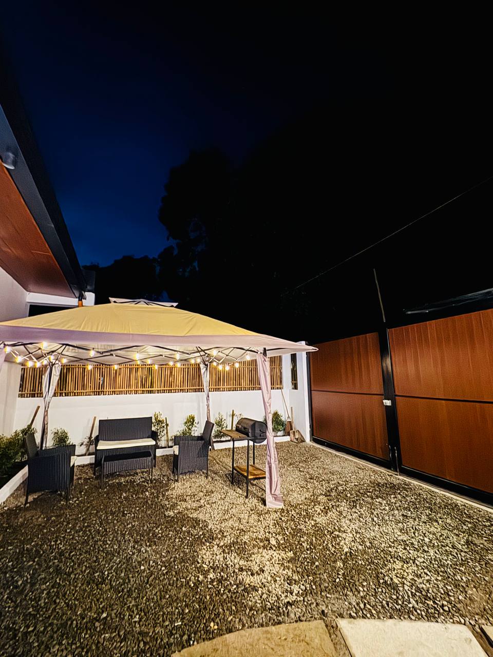 Tent 1